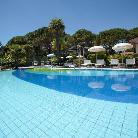 Hotel Delle Nazioni Lignano Sabbiadoro Kültér fotó