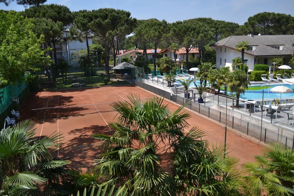 Hotel Delle Nazioni Lignano Sabbiadoro Kültér fotó