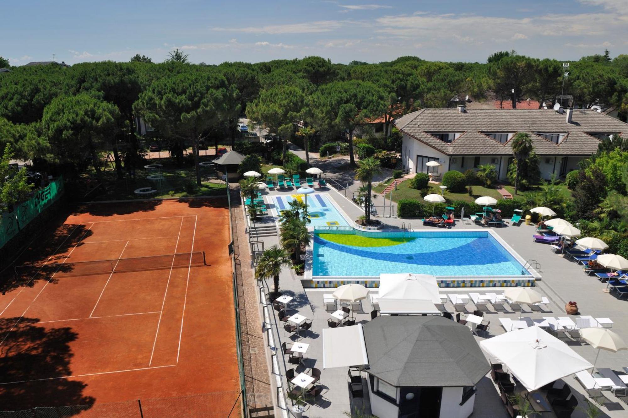 Hotel Delle Nazioni Lignano Sabbiadoro Kültér fotó