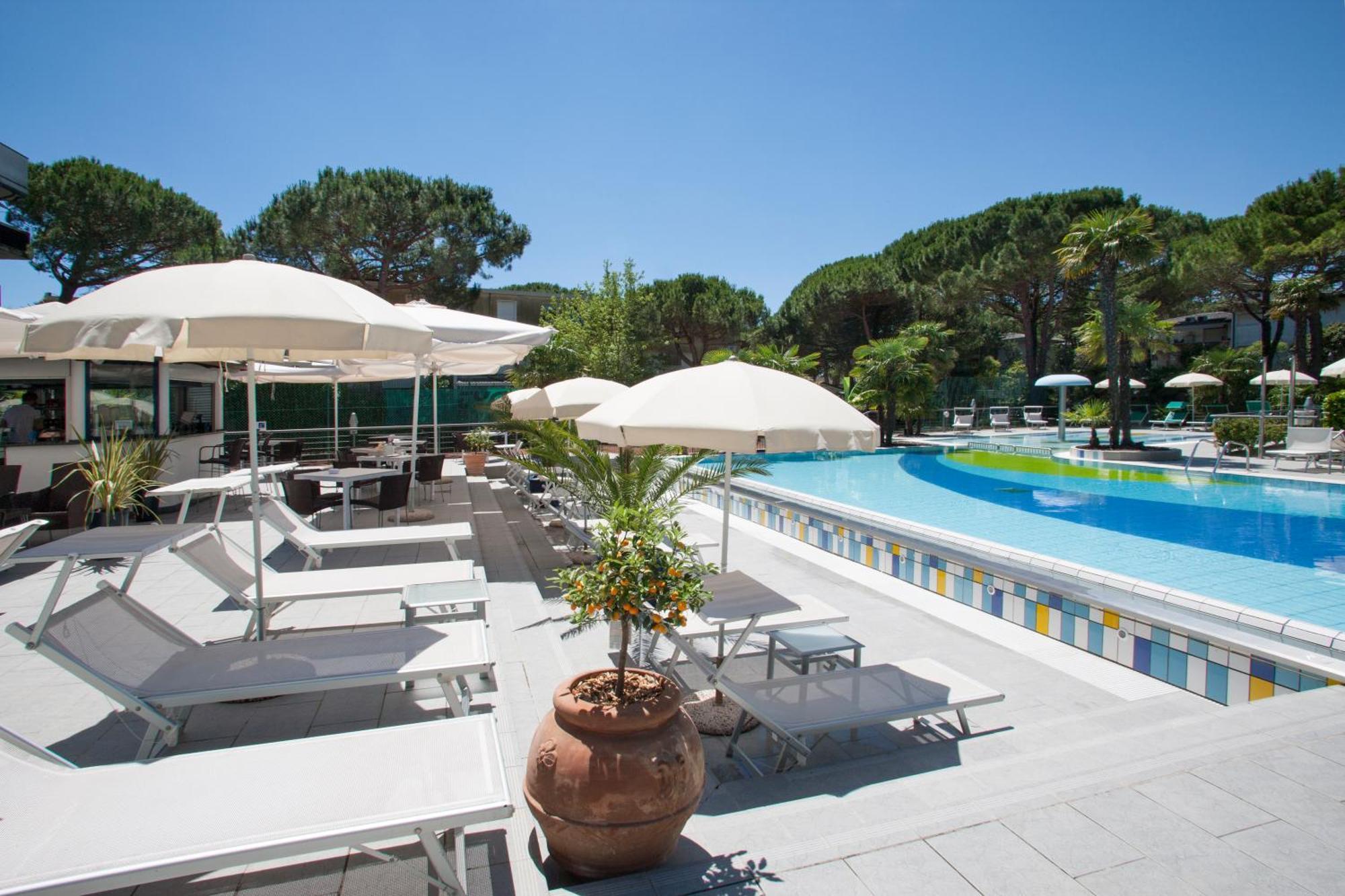 Hotel Delle Nazioni Lignano Sabbiadoro Kültér fotó