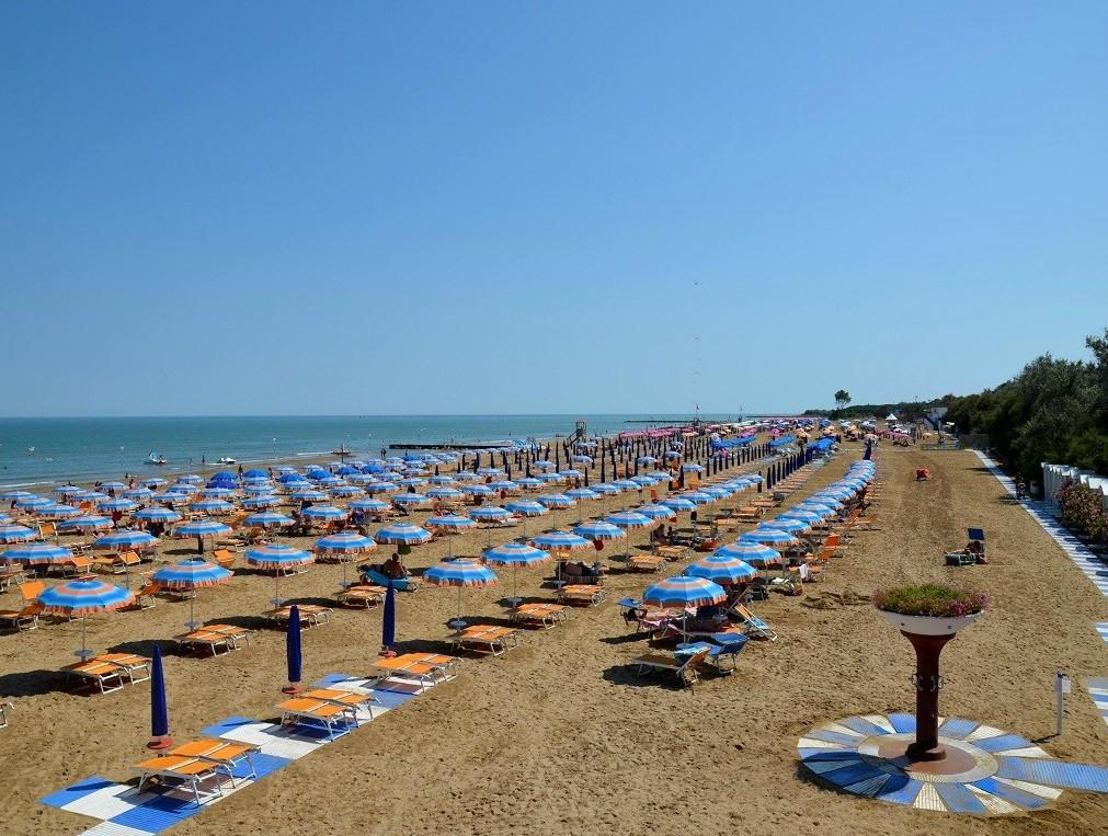 Hotel Delle Nazioni Lignano Sabbiadoro Kültér fotó